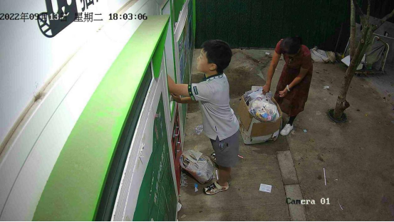 華展貓先生，智能廢品回收箱，廢品回收加盟，舊衣服回收柜