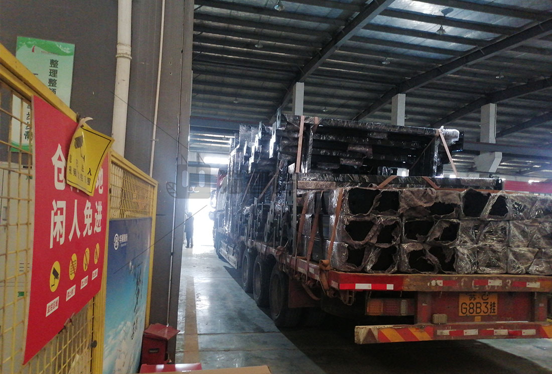 公交候車(chē)亭，智能公交站臺(tái)，候車(chē)亭廠家，制造公司